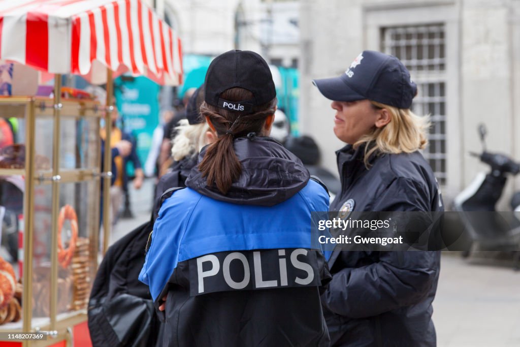 Turkse policewomen