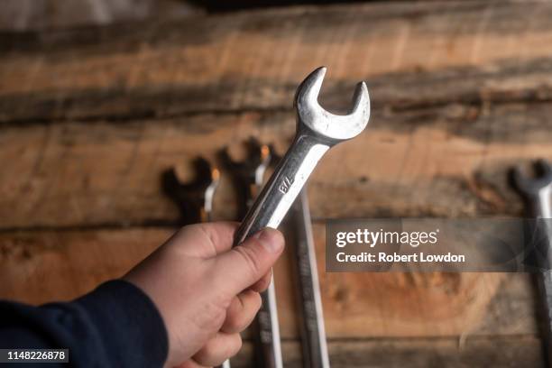 hand wrench - nyckelverktyg bildbanksfoton och bilder