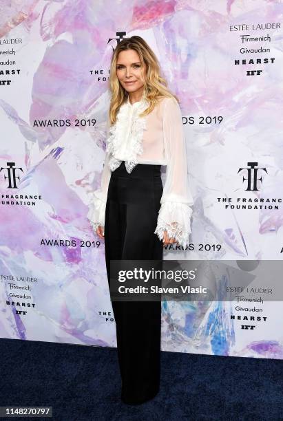 Actress Michelle Pfeiffer attends 2019 Fragrance Foundation Awards at David H. Koch Theater, Lincoln Center on June 5, 2019 in New York City.