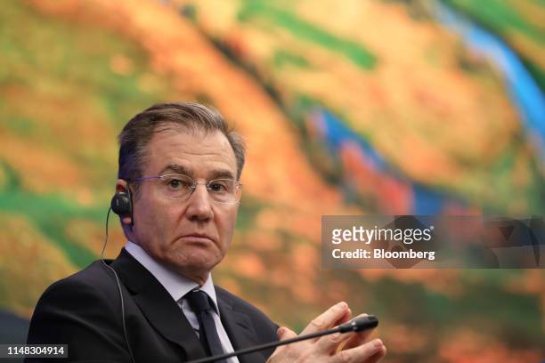 Ivan Glasenberg, billionaire and chief executive officer of Glencore Plc, pauses during a panel session at the St. Petersburg International Economic...