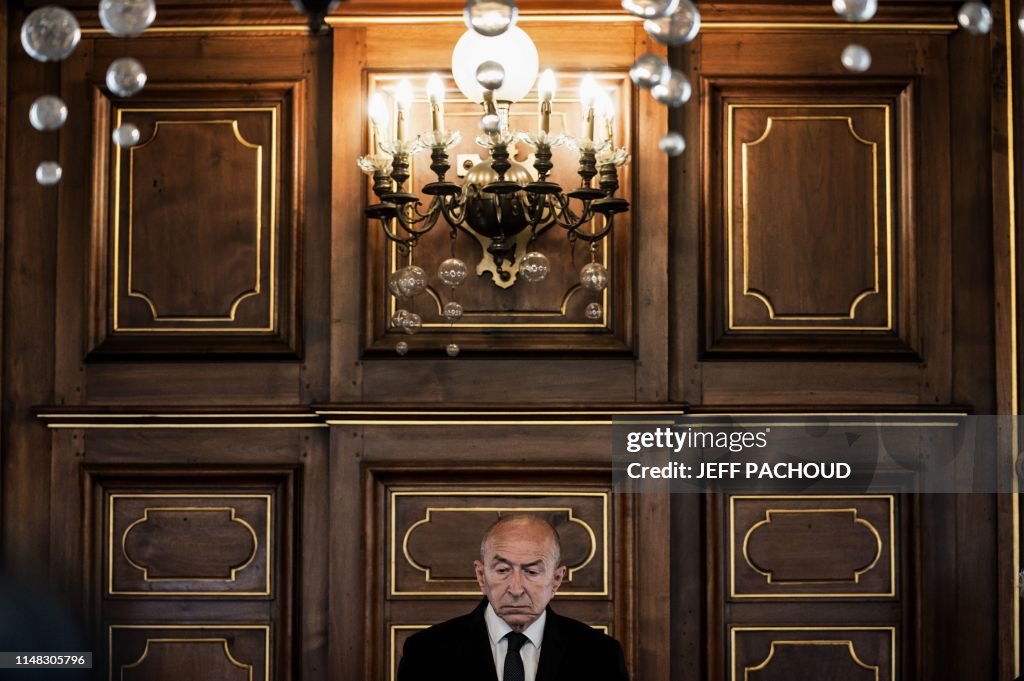 TOPSHOT-FRANCE-POLITICS