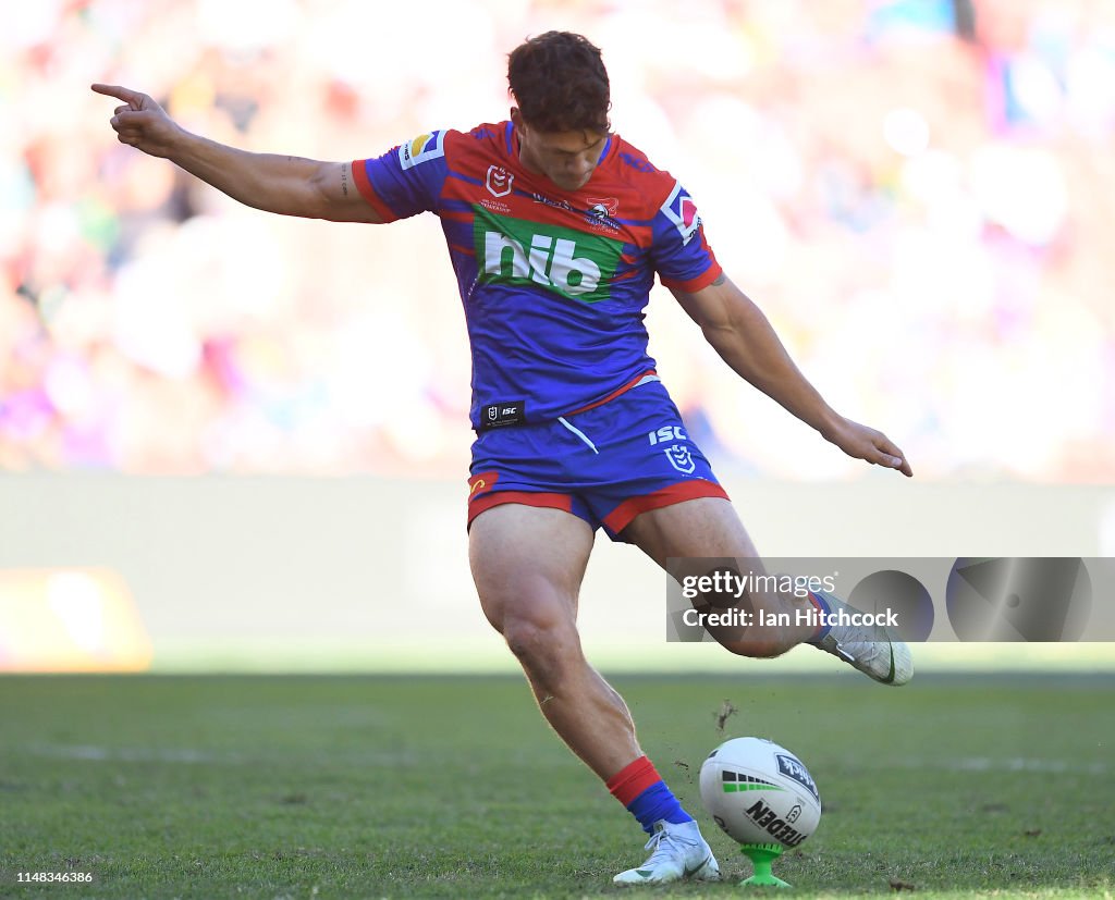 NRL Rd 9 - Bulldogs v Knights