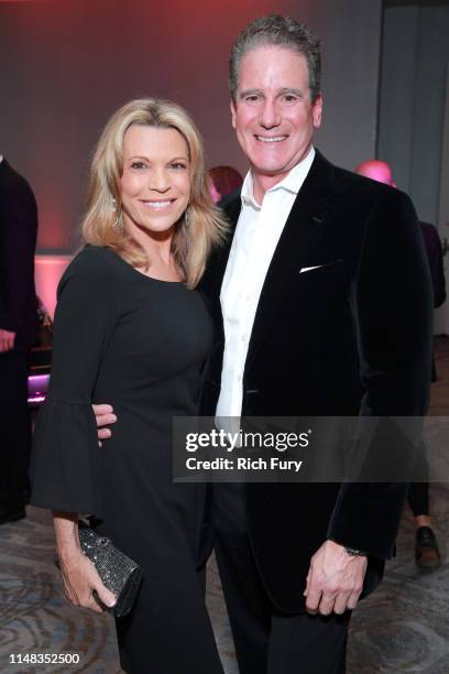 Vanna White John Donaldson Photos And Premium High Res Pictures - Getty
