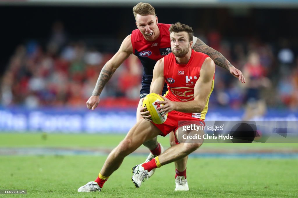 AFL Rd 8 - Gold Coast v Melbourne