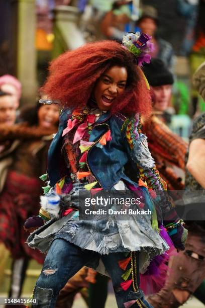 Descendants 3" - Continuing the music-driven story that has thrilled kids and tweens around the world, "Descendants 3" is directed by Emmy and DGA...