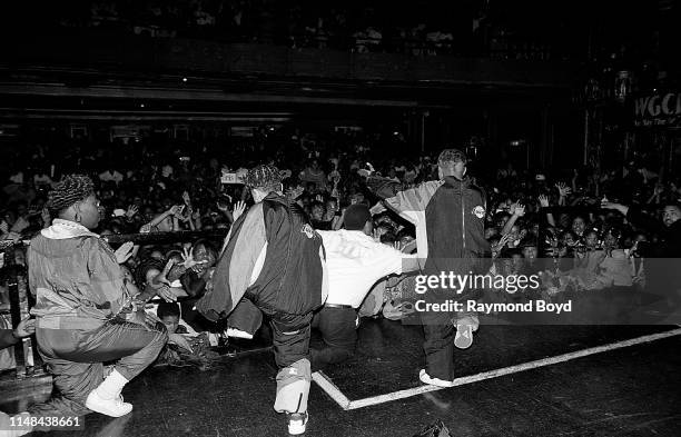 Mac Daddy Rapper 366 Kris Kross Photos & High Res Pictures - Getty Images