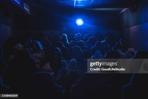 kino - movie theatre audience stock-fotos und bilder