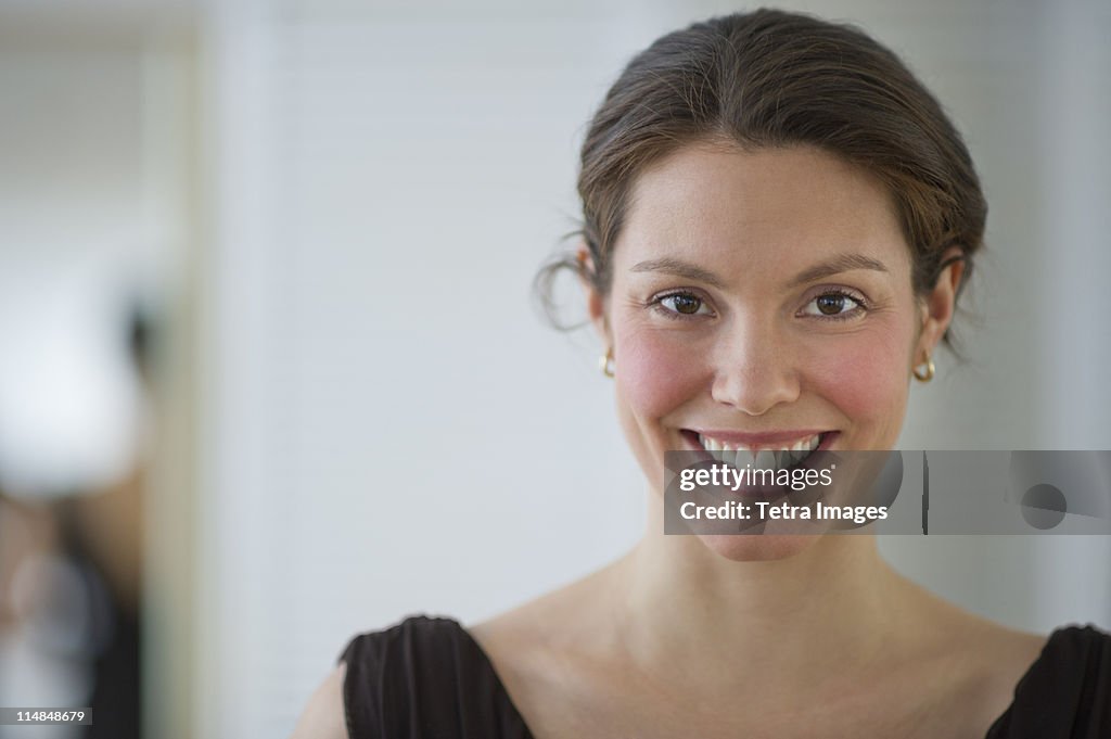 USA, New Jersey, Jersey City, Portrait of young woman