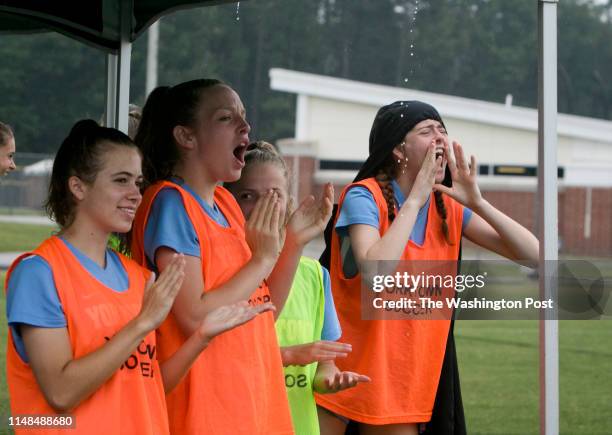 21 Kellam High School Photos & High Res Pictures - Getty Images