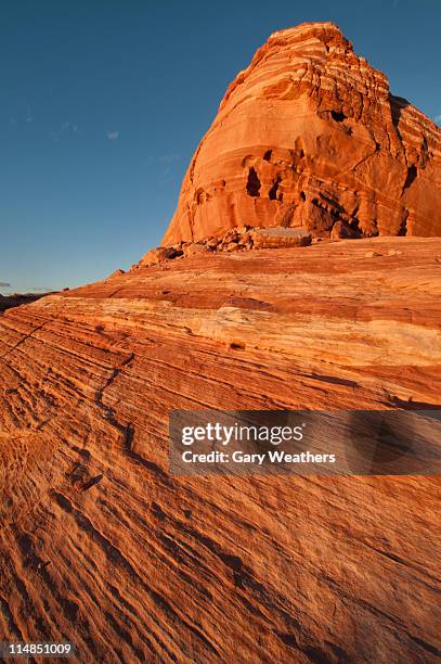 Fiery Rocks Nevada Usa Nevada Valley Of Fire Red Rocks High-Res Stock Photo - Getty Images