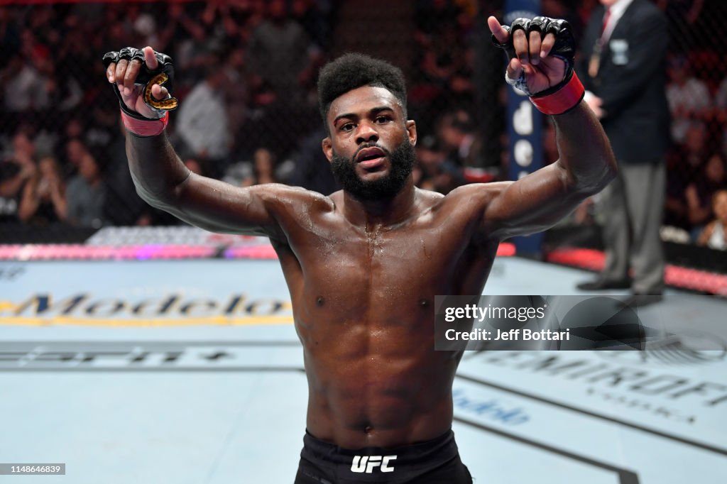 UFC 238: Sterling v Munhoz