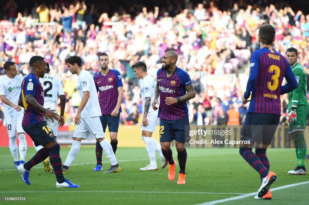 FC Barcelona v Getafe CF - La Liga