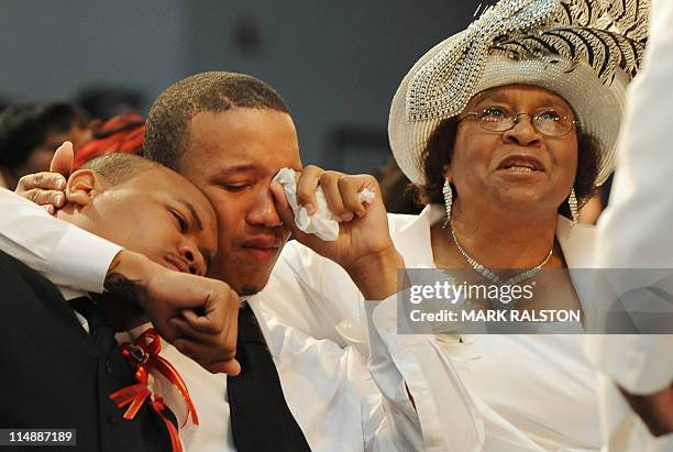 Bones Rapper Parents 43 T Bone (Rapper) Stock Photos, High-Res Pictures, and Images - Getty ...