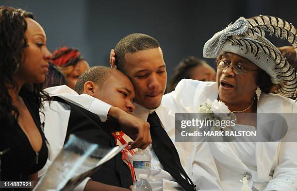 Bones Rapper Parents 46 Rapper T Bone Stock Photos, High-Res Pictures, and Images - Getty Images