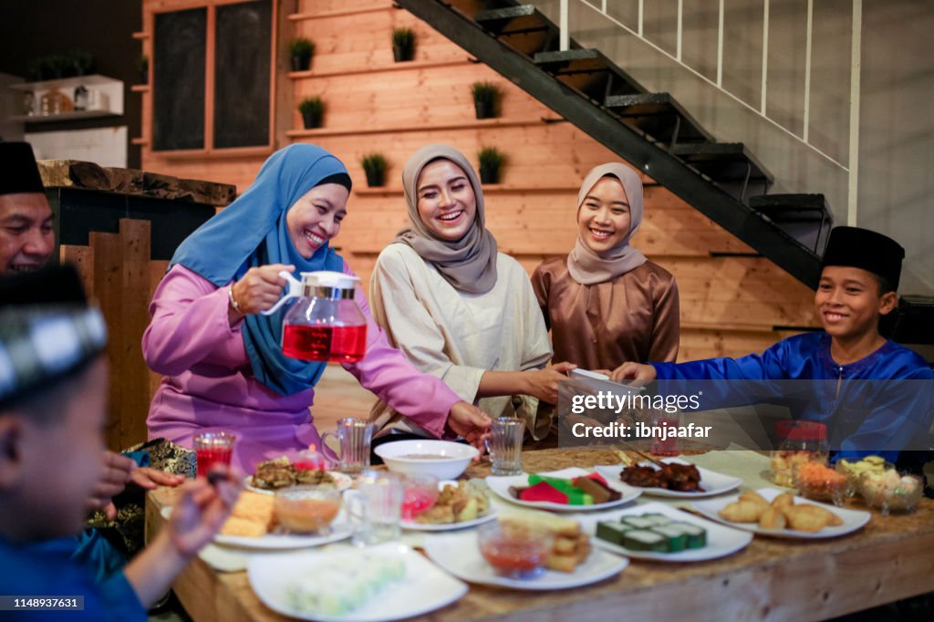 家庭聚會和一起吃飯