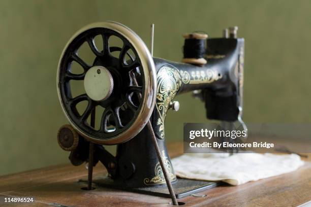 vintage sewing machine - sewing machine stock pictures, royalty-free photos & images