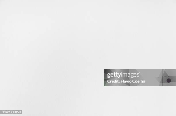 white wall texture surface background - mural stockfoto's en -beelden