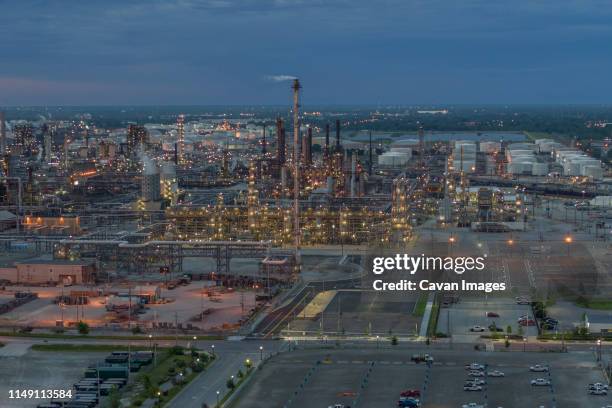Tire Shop In East Chicago Indiana Climate Of Indiana Photos and Premium High Res Pictures - Getty Images