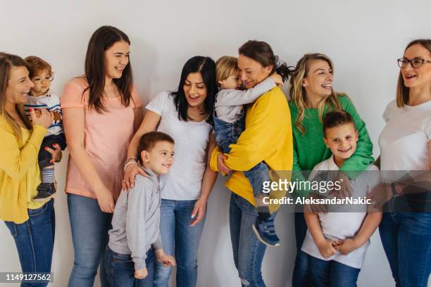 family portrait - family photo shoot stock pictures, royalty-free photos & images