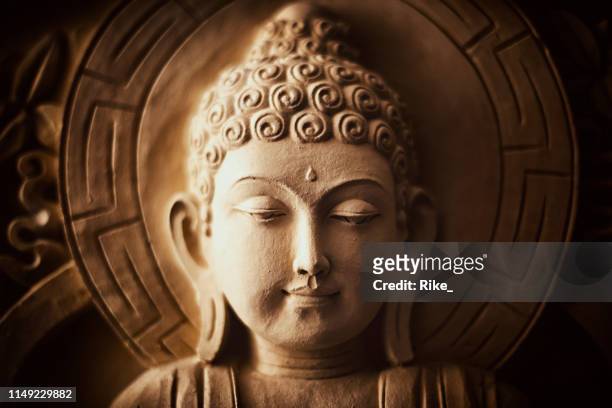 little buddha - buddhism fotografías e imágenes de stock