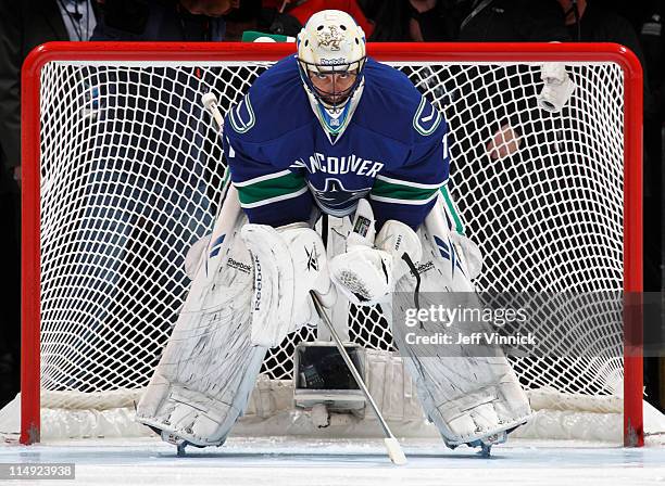 Roberto Luongo of the Vancouver Canucks looks on from his crease in Game Five of the Western Conference Finals during the 2011 NHL Stanley Cup...