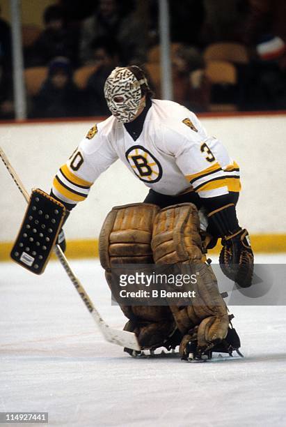 Goalie Gerry Cheevers of the Boston Bruins warms up before an NHL game circa March, 1980 at the Boston Garden in Boston, Massachusetts.