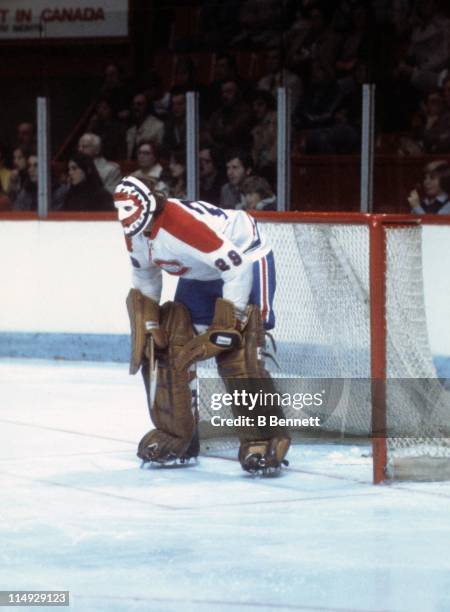 Goalie Ken Dryden of the Montreal Canadiens defends the net during an NHL game circa 1979 at the Montreal Forum in Montreal, Quebec, Canada.