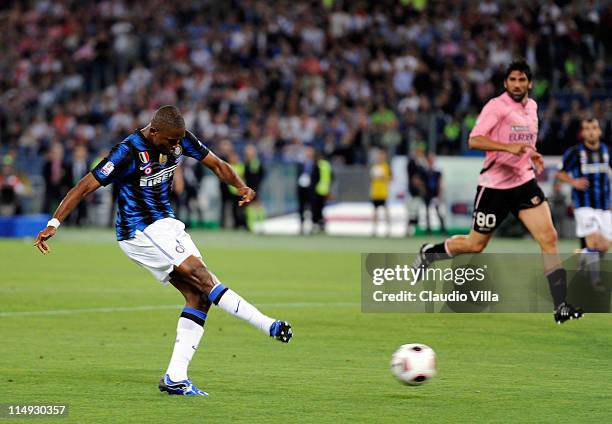 Samuel Eto'o of Inter Milan scores the second goal during the Tim Cup final between FC Internazionale Milano and US Citta di Palermo at Olimpico...