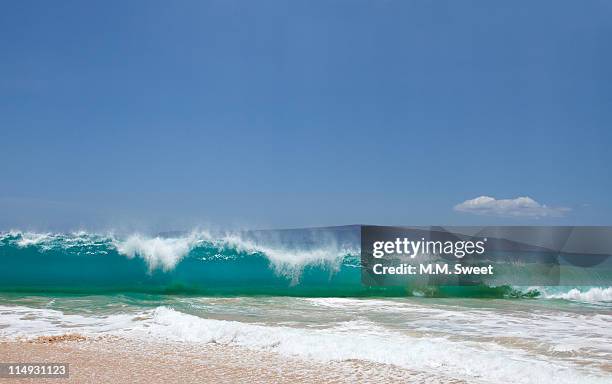 makena beach, maui - makena beach stock pictures, royalty-free photos & images