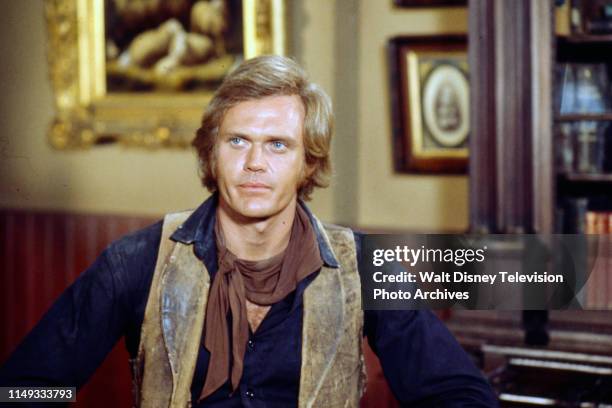 Roger Davis appearing on the ABC tv series 'Alias Smith and Jones'.