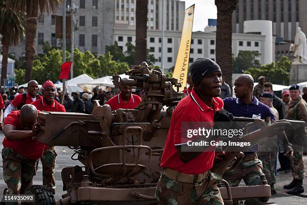 Team from the Air Defence Artillery School in Kimberly competes in the City of Cape Town artillery gun race on May 28 2011 in Cape Town, South...