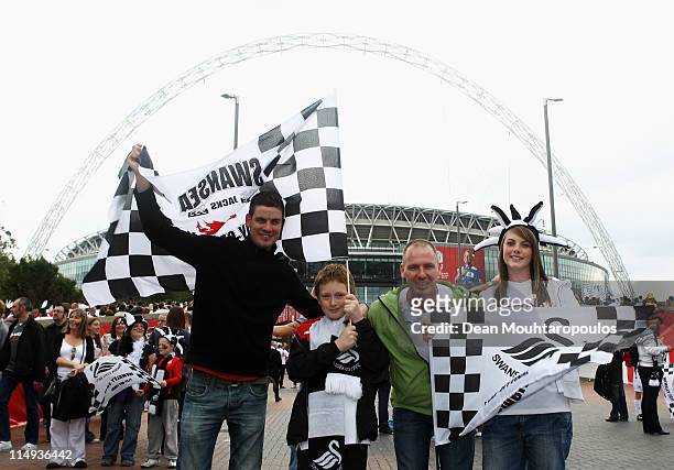 Swansea fans show their support under the Arch prior to the npower Championship Playoff Final between Reading and Swansea City at Wembley Stadium on...