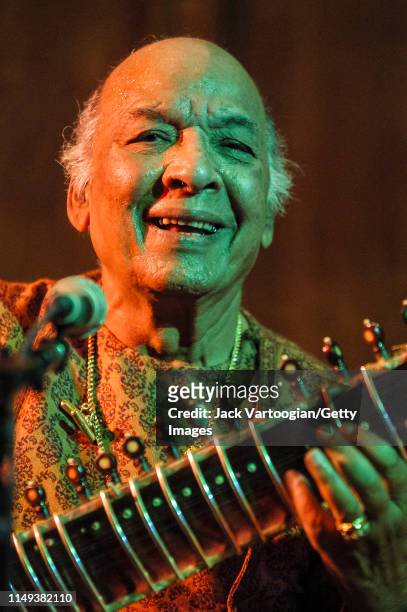 Indian musician Ustad Vilayat Khan plays sitar during the Chhandayan All-Night Concert of Indian Classical Music at the Synod Hall of the Cathedral...