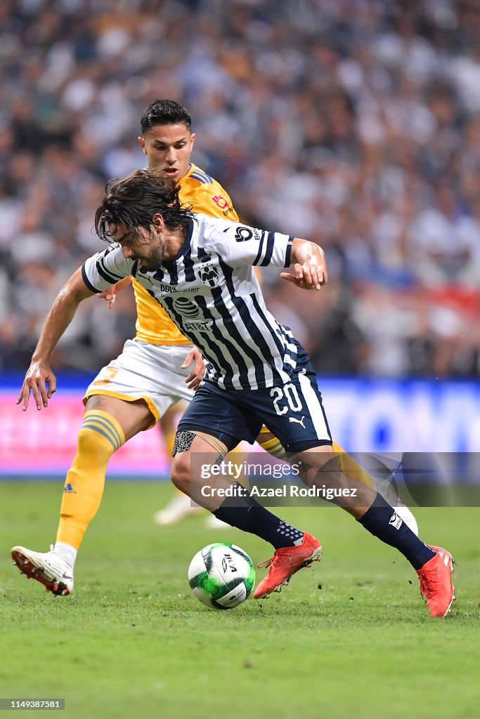 Rodolfo Pizarro, #20 of Monterrey, fights for the ball with Carlos ...