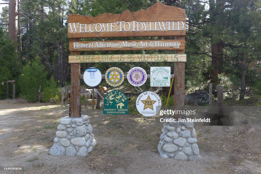 Idyllwild Sign