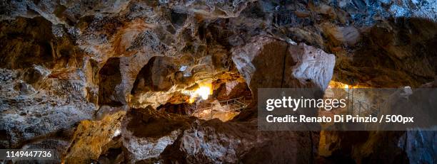 roman mine of lapis specularis i-ii century ac - lapis fotografías e imágenes de stock