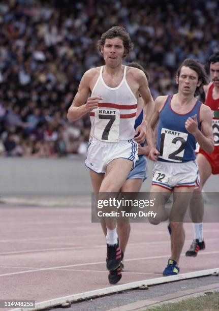Brendan Foster of Great Britain on his way to winning the 10,000 metres in the official trials for the 1976 Summer Olympic Games at the Kraft Games...