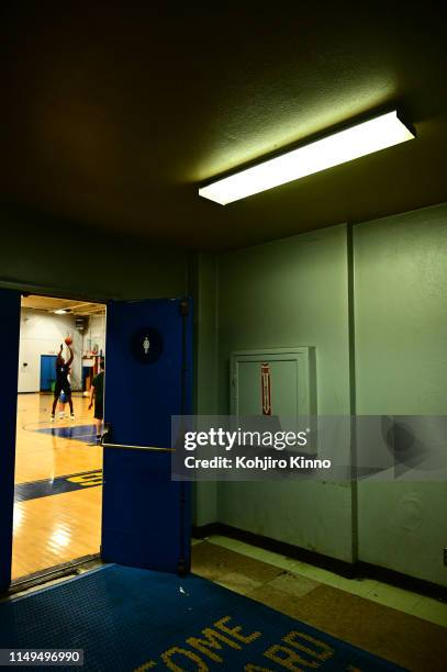 Draft Preview: View from tunnel outside of Duke guard/forward R.J. Barrett in action during training session photo shoot at Santa Monica Pier. Santa...