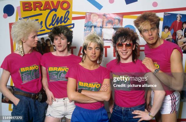 112 Kajagoogoo Photos Stock Photos High Res Pictures And Images 112-kajagoogoo-photos-stock-photos-high-res-pictures-and-images