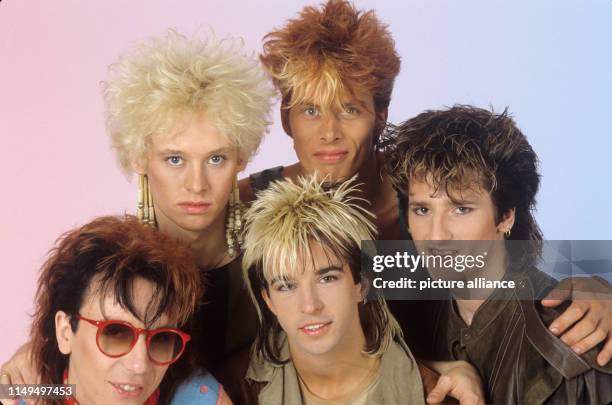 111 Kajagoogoo Photos Stock Photos High Res Pictures And Images 111-kajagoogoo-photos-stock-photos-high-res-pictures-and-images