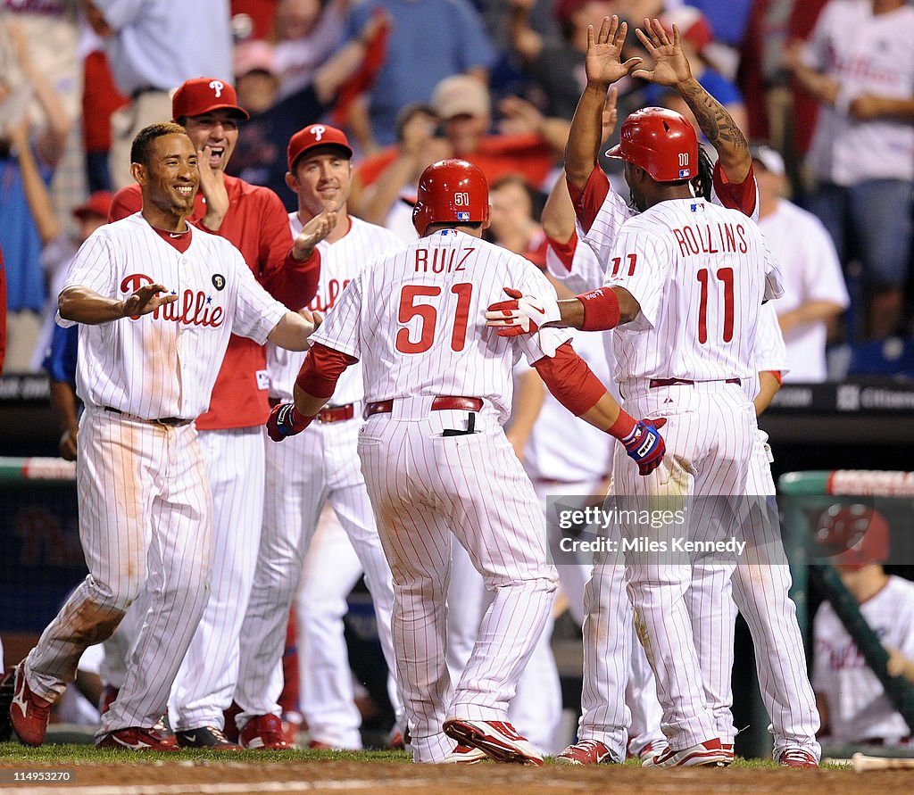 Cincinnati Reds v Philadelphia Phillies