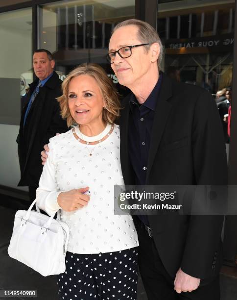 Amy Sedaris of truTV’s At Home with Amy Sedaris and Steve Buscemi of TBS’s Miracle Workers pose in the WarnerMedia Upfront 2019 green room at Nick...