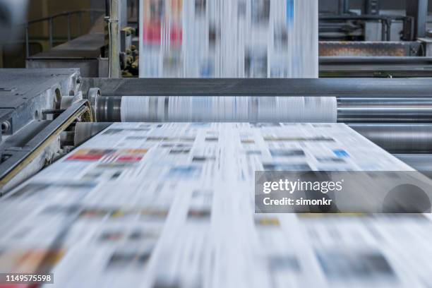 printing newspapers - paper industry stock pictures, royalty-free photos & images