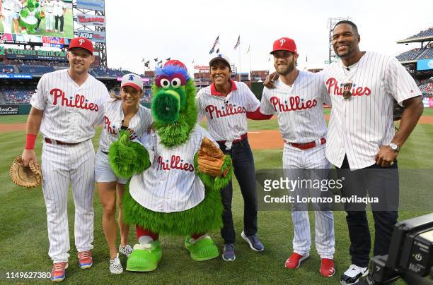 19Robin Roberts, Michael Strahan and Ginger Zee visit Citizens Bank Park in Philadelphia, PA to throw out the first pitch as the Phillies play the...