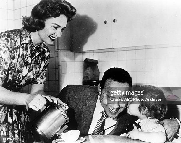 Donna Reed Kitchen Donna Reed Show Photos and Premium High Res Pictures - Getty Images