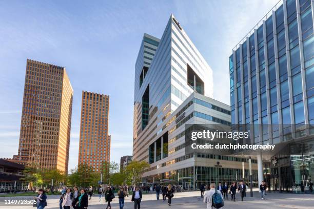 affärs distriktet i amsterdam - commercial building bildbanksfoton och bilder