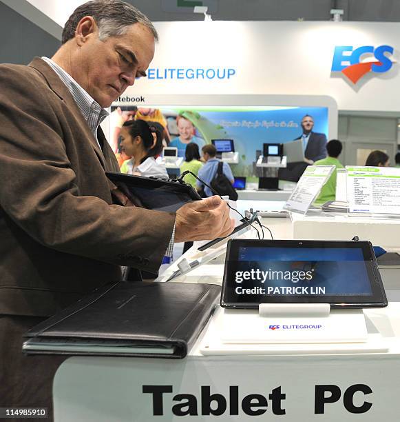 Elitegroup Computer Computex Taipei 2011 Photos and Premium High Res Pictures - Getty Images