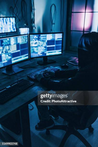 939 Programmer Vertical Screen Stock Photos, High-Res Pictures, and ...