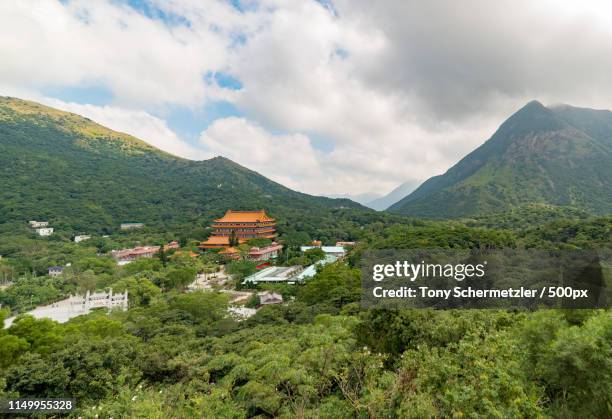 po lin monastery - lantau imagens e fotografias de stock