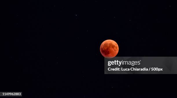 lunar eclipses 27 july - eclipse foto e immagini stock